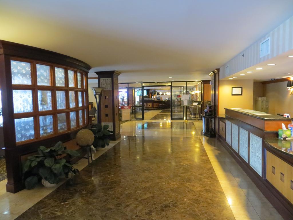 Gateway Hotel Dallas Exterior foto