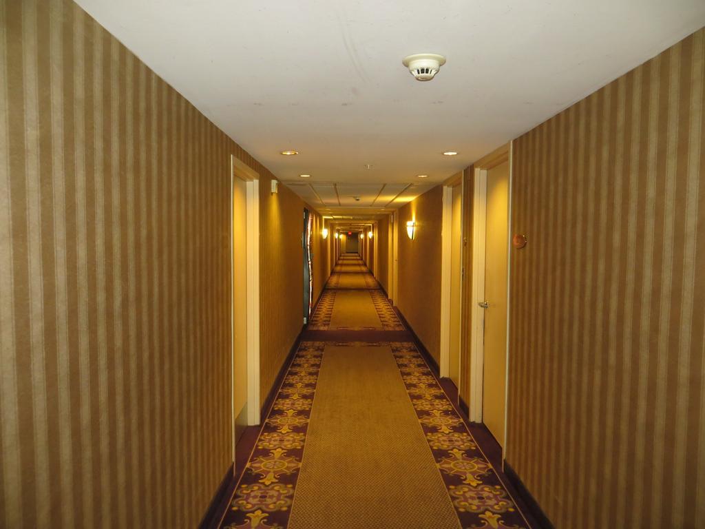 Gateway Hotel Dallas Exterior foto